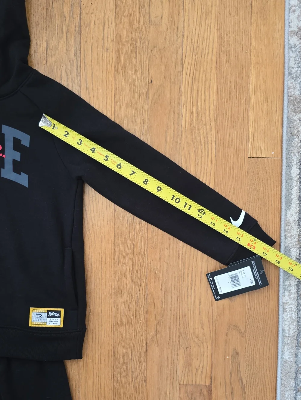 NIKE BRAND BOY'S BLACK 2 PIECE ACTIVE PANTS AND MATCHING PULLOVER HOODIE SIZE 6